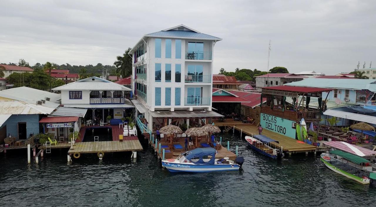 Azul Bocas Town Hotell Exteriör bild
